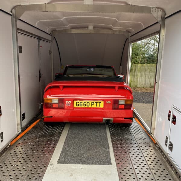 200126 1989 TVR Tasmin going to photoshoot 2