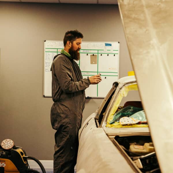 200126 1991 Jaguar XJS Panel Levelling 7