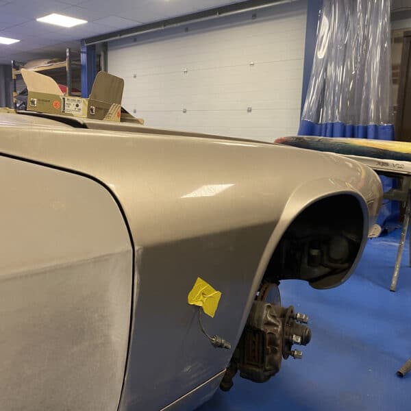 200126 1991 Jaguar XJS Sanding for Priming 13