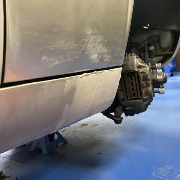 200126 1991 Jaguar XJS Sanding for Priming 16