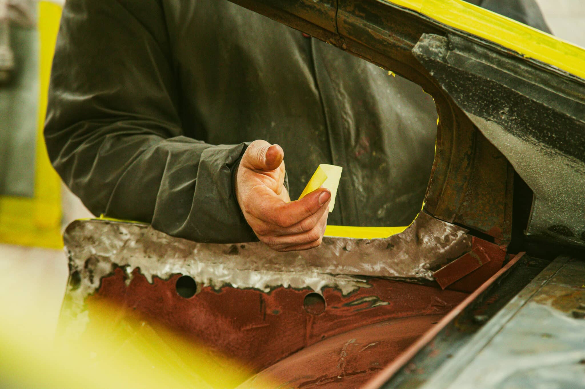 210126 1970 Aston Martin DBS Floors Engine Bay Painted 30 scaled