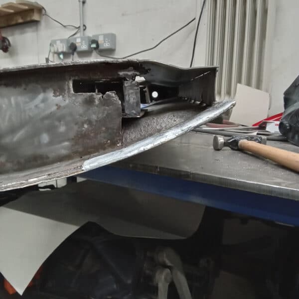 210126 1970 Aston Martin DBS Vantage Inner Door Repairs 14