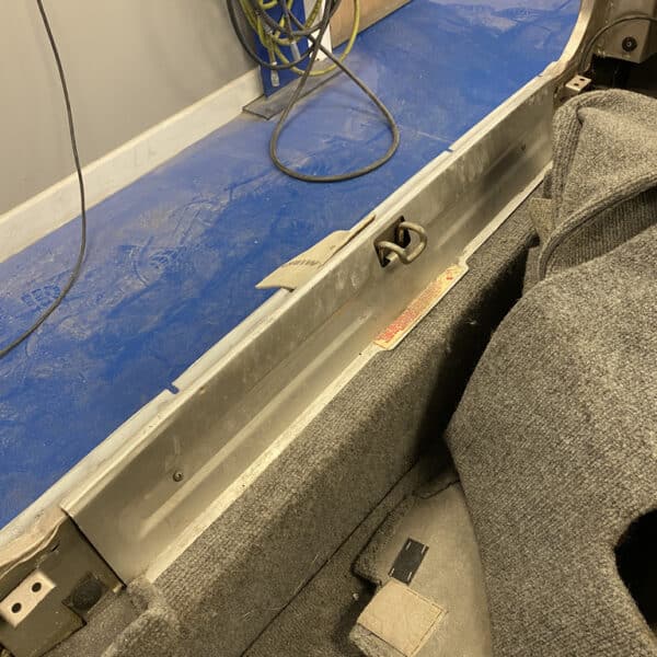 210126 1991 Jaguar XJS Fuel Car and Boot Panel Removed 3