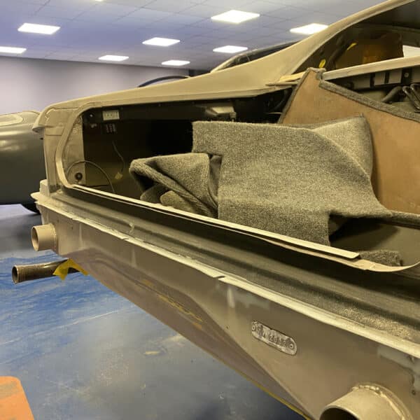 210126 1991 Jaguar XJS Fuel Car and Boot Panel Removed 4