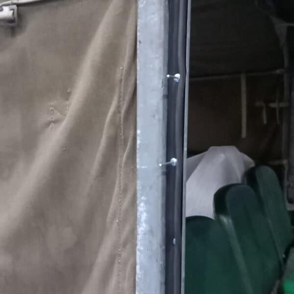 220126 1956 Land Rover Series 1 Door Seals 4