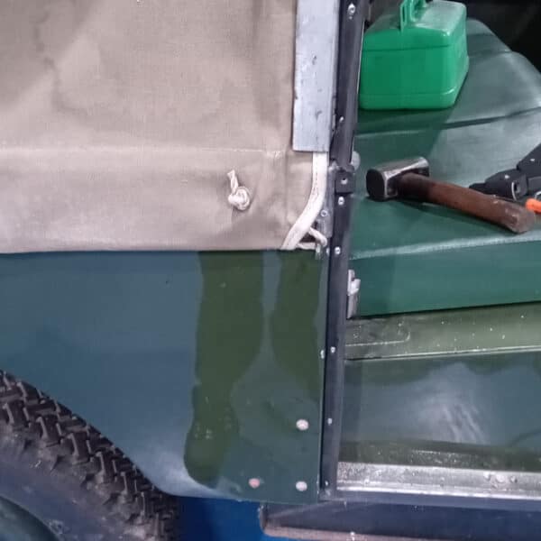 220126 1956 Land Rover Series 1 Door Seals 5