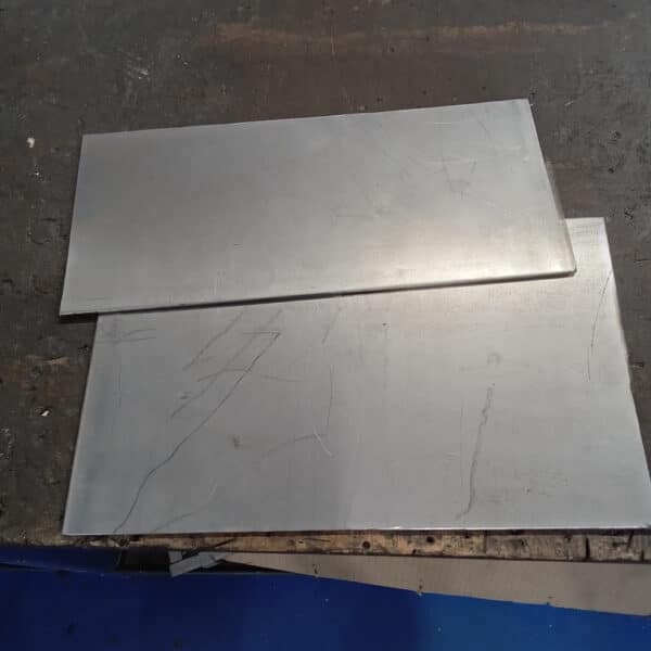 230126 1960 Jensen 541R Radio Console 13