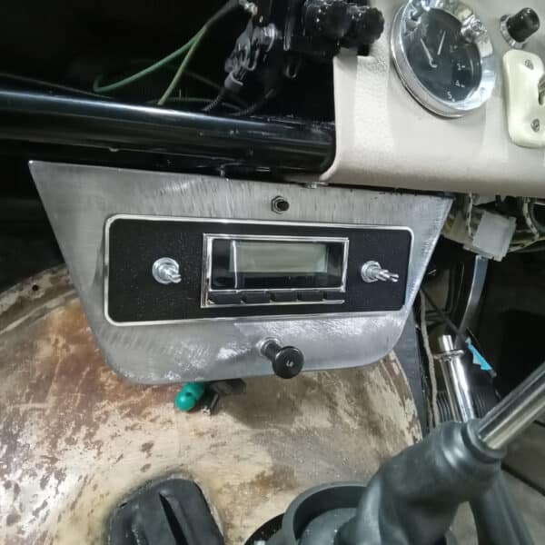 230126 1960 Jensen 541R Radio Console 2