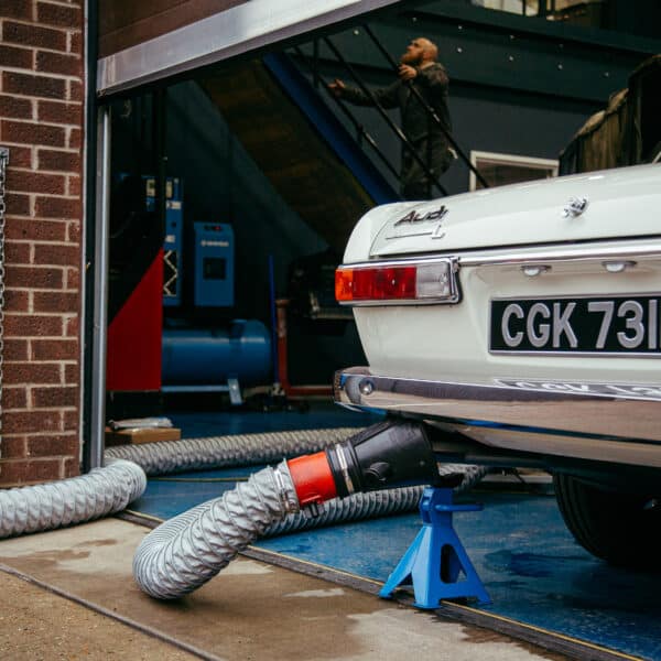 230126 1969 Audi 72L Fire Up 31