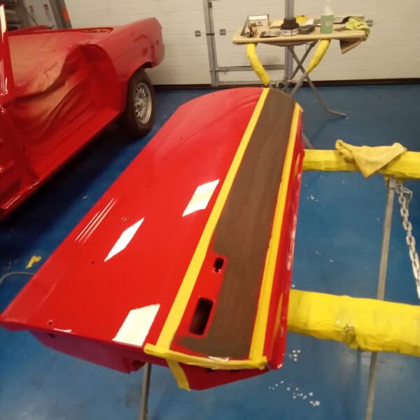 240126 1978 Mercedes 350SL Flat and Polish 6