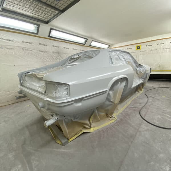 240126 1991 Jaguar XJS in Primer 11