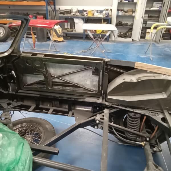 280126 1955 Aston Martin DB2 Drophead Body Removed 10