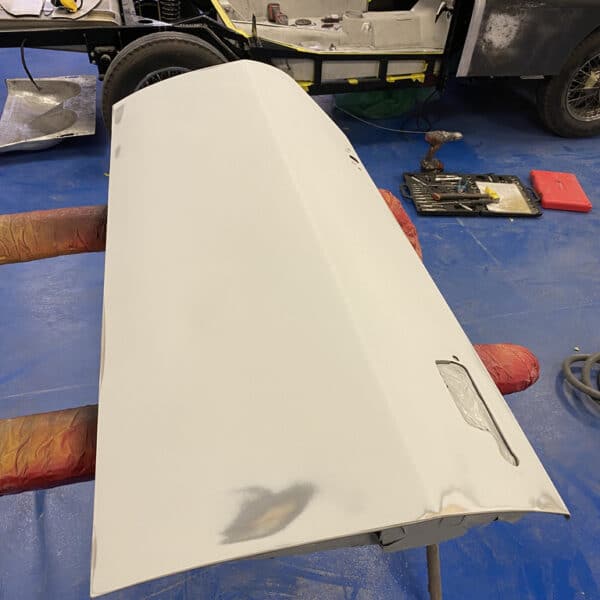 280126 1991 Jaguar XJS Block Sanding 15