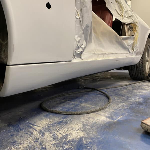 280126 1991 Jaguar XJS Block Sanding 28