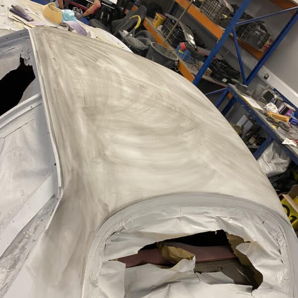 280126 1991 Jaguar XJS Block Sanding 40