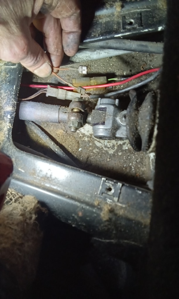 290126 1983 Porsche 911 Indicators not working