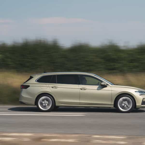 A koda wins back Estate Car of the Year title as brand triumphs at 2026 What Car Awards