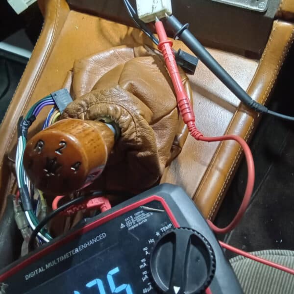 030226 1987 Maserati BiTurbo Stereo Brake Pedal and Boost Solenoid 18