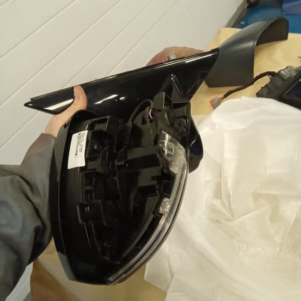 030226 2016 Range Rover Sport Boot Repair and New Wing Mirror 11