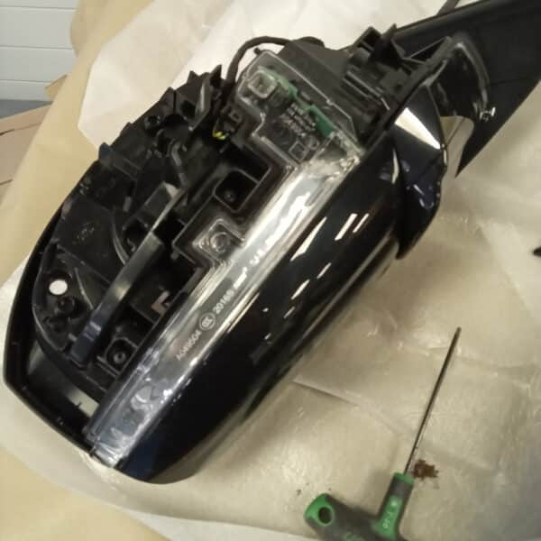 030226 2016 Range Rover Sport Boot Repair and New Wing Mirror 14