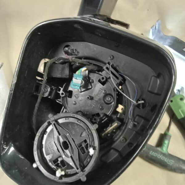 030226 2016 Range Rover Sport Boot Repair and New Wing Mirror 17