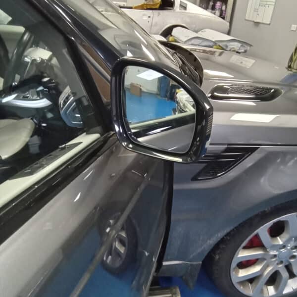 030226 2016 Range Rover Sport Boot Repair and New Wing Mirror 9