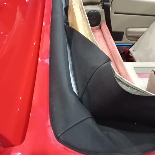 050226 1989 TVR Tasmin Roof Refit 3