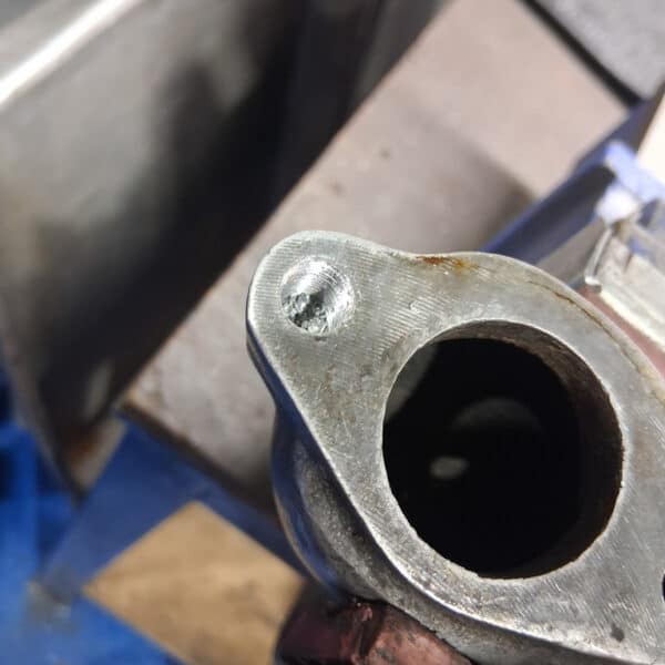 060225 1952 MG TD Helicoil in Inlet Manifold 2