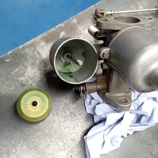060226 1952 MG TD Carb Strip and Rebuild 3