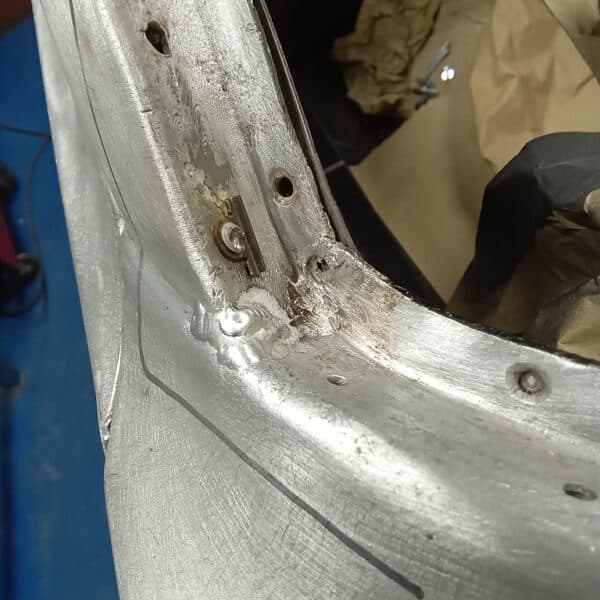 060226 1970 Aston Martin DBS Vantage Window Frame Welding