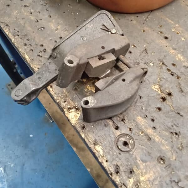 070226 1989 TVR Tasmin Handbrake 5