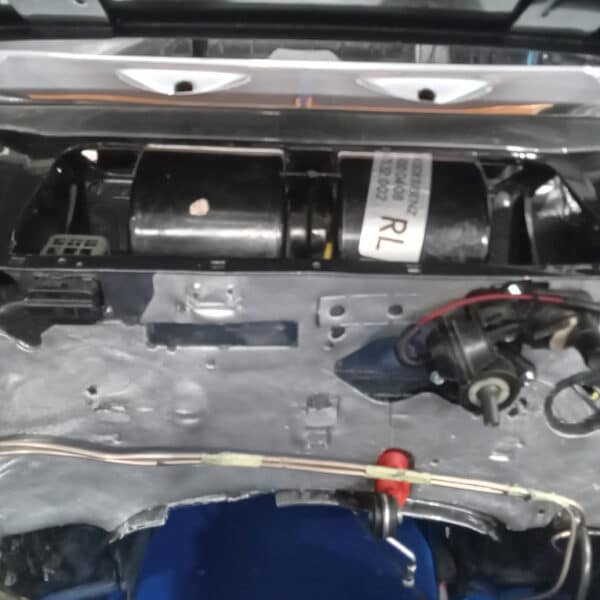 100226 1985 Mercedes 500SL Bulkhead Components Fitted 4