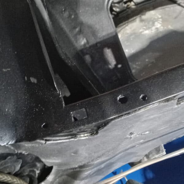 100226 1985 Mercedes 500SL Bulkhead Components Fitted 7