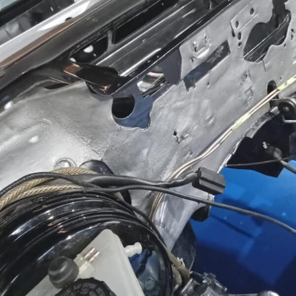 100226 1985 Mercedes 500SL Bulkhead Components Fitted 8