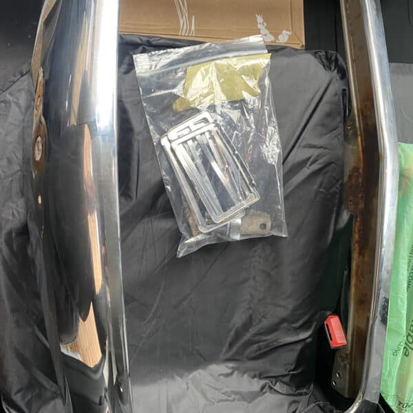 100226 1996 Bentley Continental R Parts sent to polishers