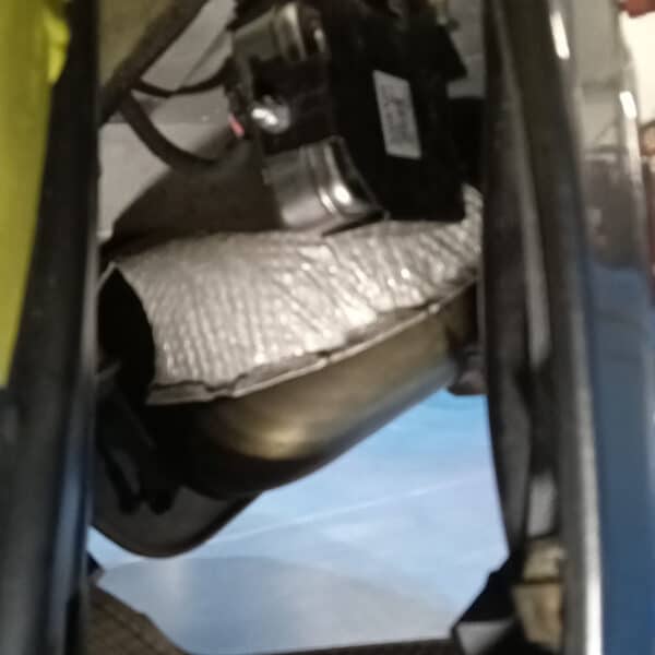 100226 2006 Aston Martin V8 Vantage Alarm Siren 7