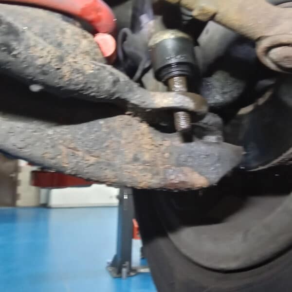 110226 1989 TVR Tasmin Repairs 7