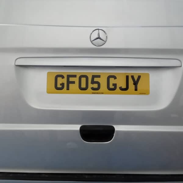 110226 2005 Mercedes Vito Service 14