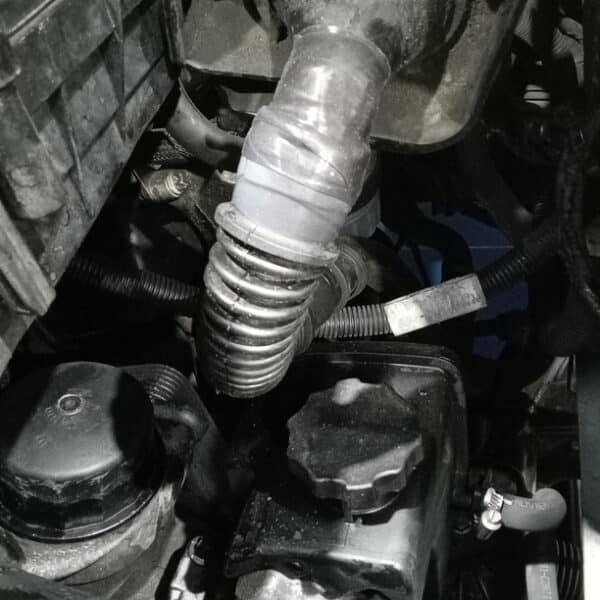 110226 2005 Mercedes Vito Service 7