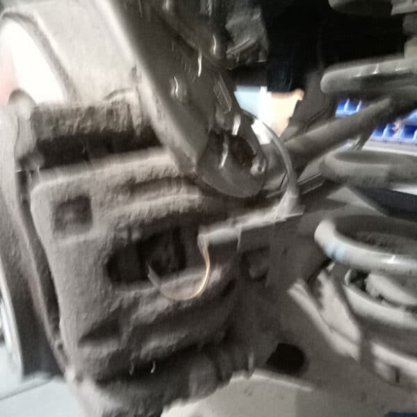 110226 2005 Mercedes Vito Service 9