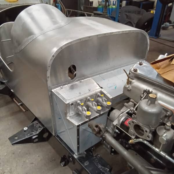 120226 1954 Jaguar XK120B Progress