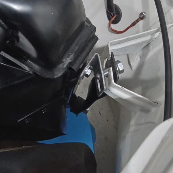 130226 1969 Audi 72L Raidiator Cowling 4