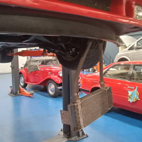 140226 1989 TVR Tasmin Coolant Leak 3