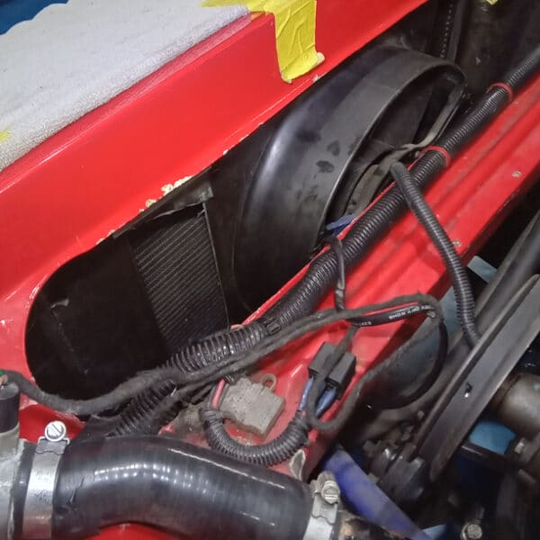 140226 1989 TVR Tasmin Radiator Refit 4