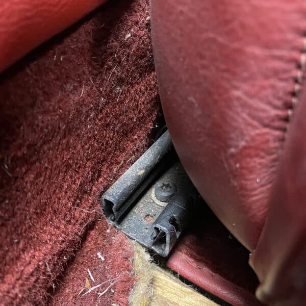 140226 1991 Jaguar XJS Seats and Interior Removed for Treating 4