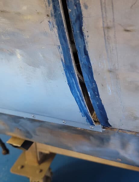 170226 1970 Aston Martin DBS Vantage Welding 2