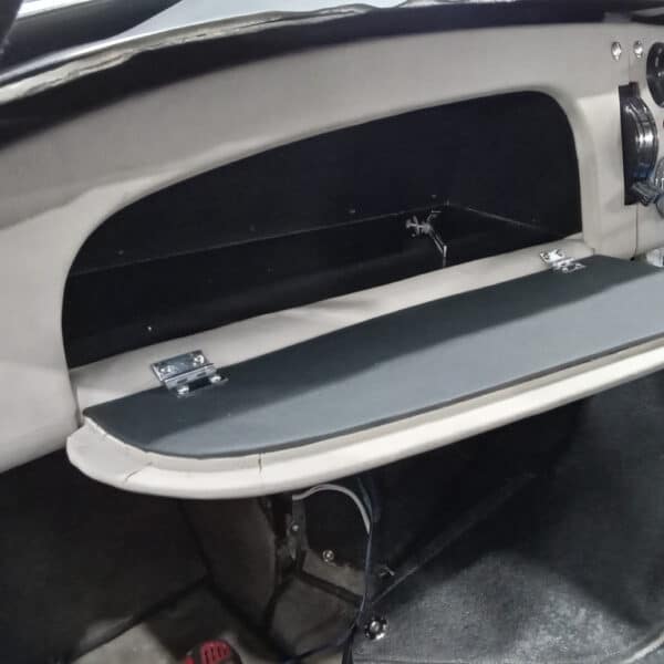 190226 1960 Jensen 541R Glovebox 2