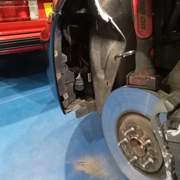 190226 2010 Jaguar XKR parking system repairs 14