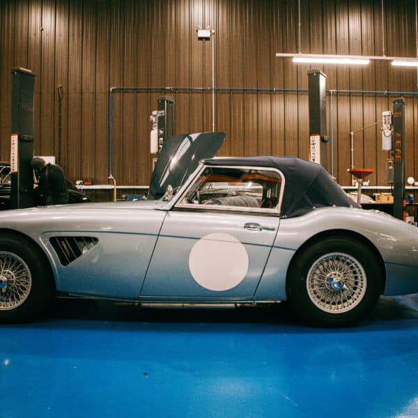 1960 Austin Healey 3000 Rally Car Workshop BTS 14