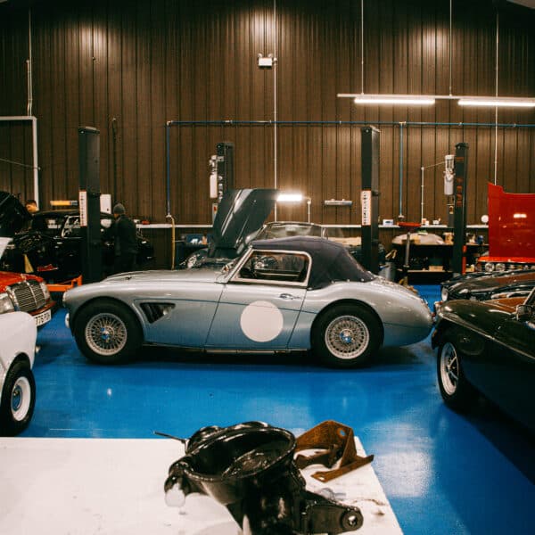 1960 Austin Healey 3000 Rally Car Workshop BTS 15